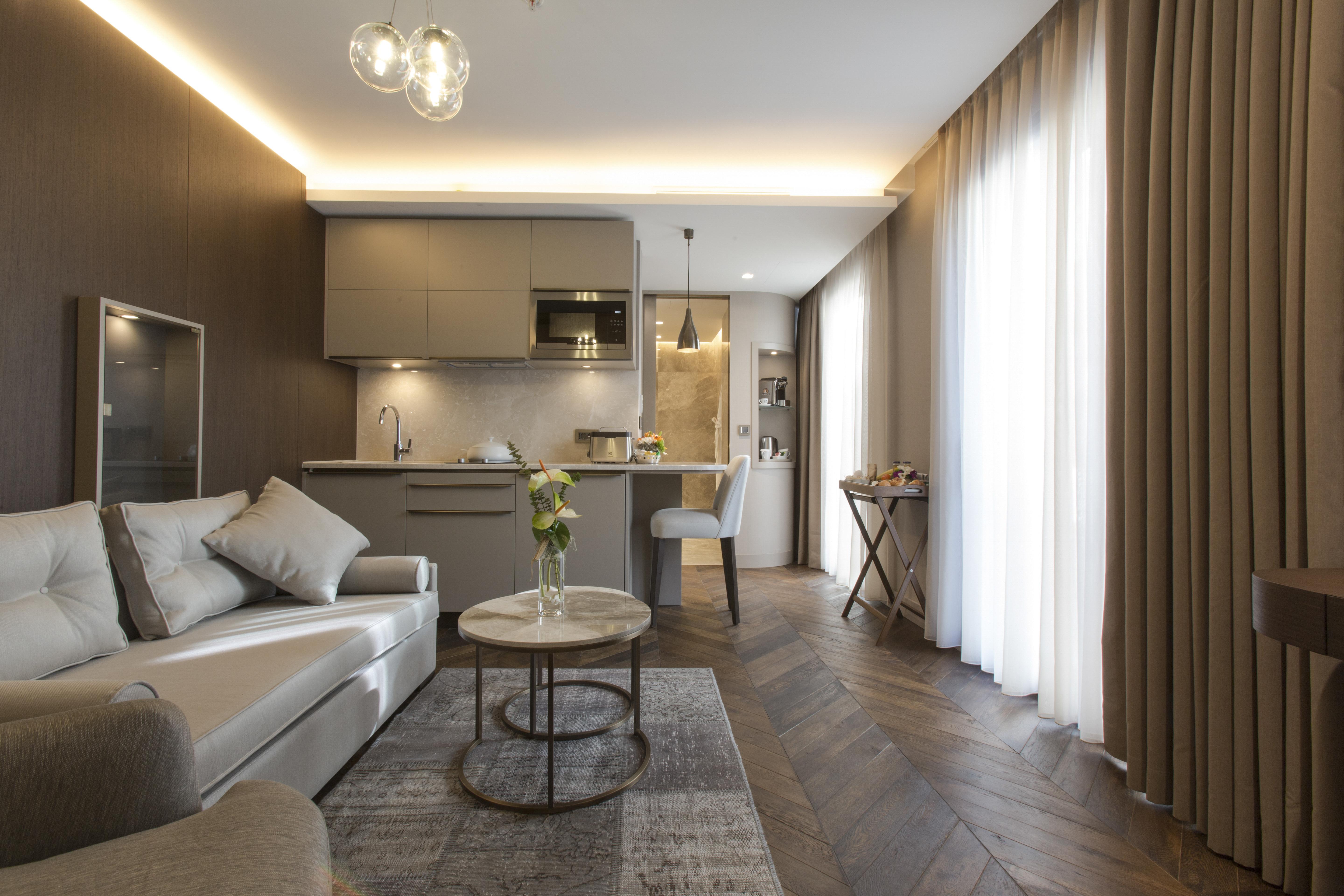 Noble22 Suites-Special Category Istanbul Bagian luar foto